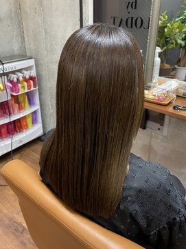 ロダット 横浜(LODAT by little) つやさらストレート・縮毛矯正・髪質改善【LODAT横浜】