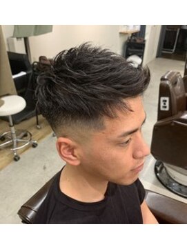 クフィア メンズヘアー カンポ 難波店(CUFFIA MEN'S HAIR CAMPO) 束感ショート　スキンフェード