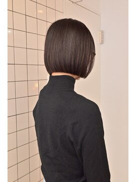 カルテ(QUARTE) フレンチボブ ショコラブラウン