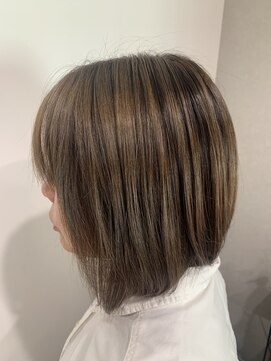 モモ(momo) アンブレラカラー