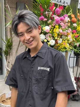 キング 枚方店(K!ng) 縮毛矯正髪質改善ハイライトレイヤーカット枚方美容室エクステ