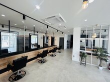 アグ ヘアー リット 仁井田店(Agu hair lit)の雰囲気（ゆったり寛げる居心地の良い空間です。）