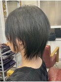 セミウルフ/ウルフショート/襟足長め/アッシュブラック/日吉