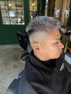 ホワイトシルバー【フェード】