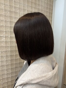 ＊軽くて収まるコンパクトミニボブ