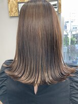 クロムス(clomus)&nbsp;やわらかい質感が引き立つナチュラルカラー