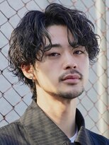 フィフス(fifth)&nbsp;メンズパーマサーフカール波巻きパーマセンターパートウルフ原宿