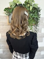 ロカット サロン(Roquat Salon)&nbsp;立川/お出かけにオススメ♪巻きおろしヘアアレンジ