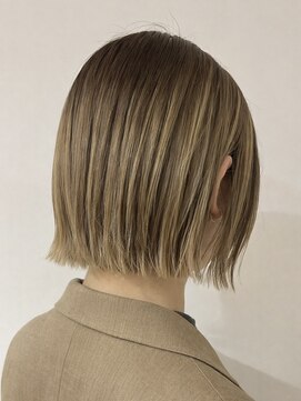 キリ 逗子(kiri) 逗子葉山切りっぱなしボブぱつっとボブワンレンケアブリーチY167