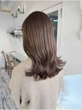 アズーア ヘアーアンドスパ(azure hair&spa) 柔らかベージュ