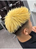 刈り上げセンターパート/波巻きツイストスパイラル/大阪