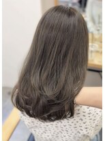 ガーランドウメダ(Garland umeda) ブリーチなしダブルカラー、ミントベージュ 担当 垣内 2210