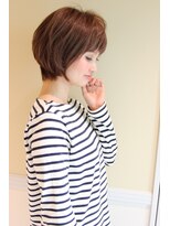 レウナ 外苑前(Reuna)&nbsp;暗めカラーひし形フォルムのヘルシーショート