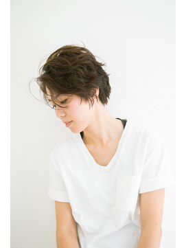 髪といろいろ クール＆フェミニン。ナチュラルスタイルで♪