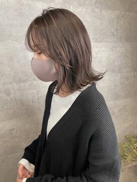 アンダーバーホワイト 芦屋店(_WHITE) 周りと差をつけるブラウンカラー