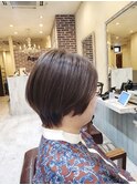 ショートボブ