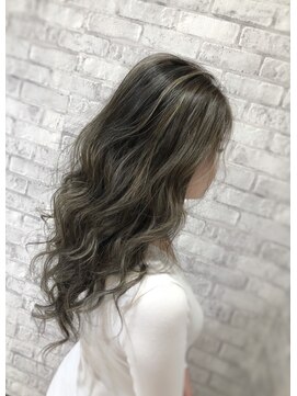 アース 新越谷店(HAIR&MAKE EARTH) コントラスト３Dハイライト　白髪ぼかし　外国人風カラー