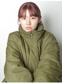 ピンクベージュ