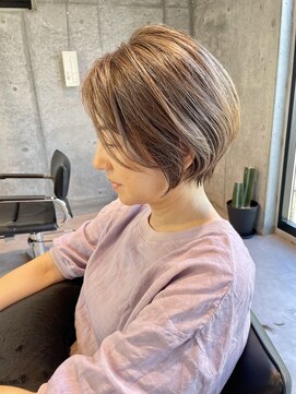 アージアム バイ アイリコ たまプラーザ(arseum by IRICO) お客様丸みショートとハイライト