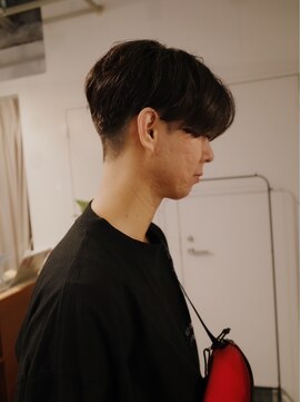 ヨー(Yoh-) 【センターパート/星亘祐】前下がり/メンズカット