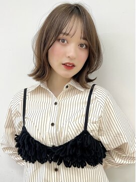 ヴェイン 渋谷(vain) レイヤーボブ　フェイスレイヤー　前髪　韓国　イルミナカラー