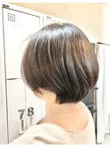 大人女性の為のショートボブ