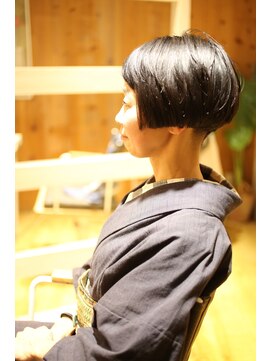 ミライ(mirai) 女性の『刈り上げボブ』ご提案致します