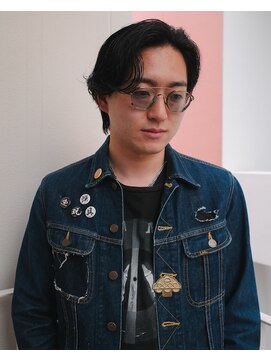 ヨー(Yoh-) 【センターパート/星亘祐】癖毛活かし/かきあげヘア