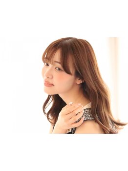 【23時まで☆新宿駅1分】AujuaTR取り扱い店♪忙しい20代30代の方にも嬉しい★仕事帰りもOK【髪質改善】