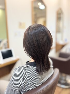 ヘアー グリーン(hair green) 30代40代50代大人可愛い艶ミディアムレイヤースタイル