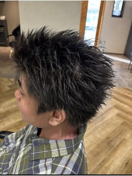 メンズヘアサロン トーキョー(Men's hair salon TOKYO.) スパイキーショート