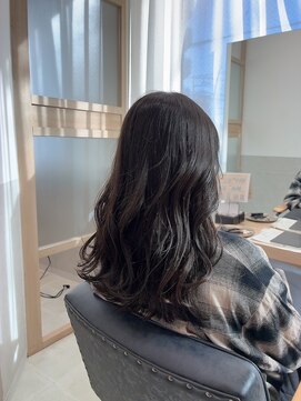 トッカ ヘアーアンドトリートメント 津田沼店(tocca hair&treatment) セミロング