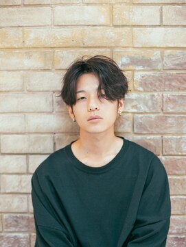 ラビソル(L a v i s o l) 分けマッシュ