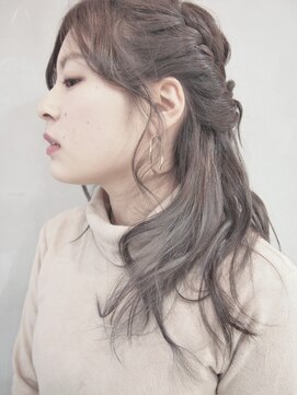 コニ(Coni) ♪百瀬俊幸♪サイド編み込みハーフアップモテヘアアレンジ