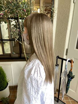 アル(AL) ブロンド/ハイトーン/ミルクティーベージュ/外国人風カラー