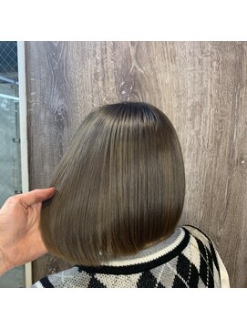 ヘアーアンドリラックス 十日市場店(hair & relax y-21) フォギーベージュカラー