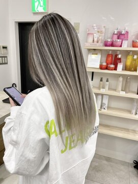 ジゼル(gisele) (稲毛)バレイヤージュ