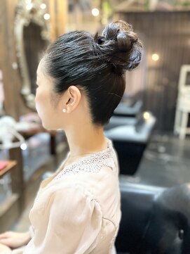 ヌーベルヴァーグ(Nouvelle Vague) 高めポニーテール/お団子ヘア