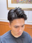 七三ツーブロック刈り上げアップバングショート サイドパート