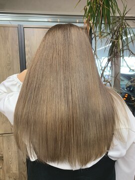 ヴィフ 大船(VIF) 前髪/マチルダボブ/ピンクベージュ/インナーグレージュ/