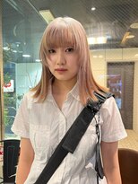 ヘアーアンドメイク ビス(HAIR&MAKE bis)&nbsp;憧れハイトーンカラー☆ホワイトベージュ【多田　華歌】