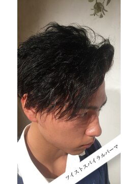ガーデン フロム イッツ(GARDEN from IT's) 個性派ツイストスパイラル　メンズパーマ　近鉄八尾　八尾