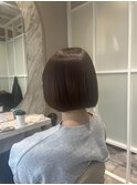 レイヤーぱっつんボブ×ベージュカラー