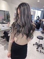 キング(K!ng)&nbsp;縮毛矯正髪質改善ハイライトレイヤーカット枚方美容室エクステ