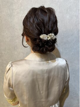 ウィスプ 赤羽店(wisp) シンプルシニヨン♪*。