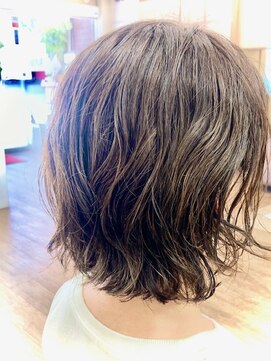 ルヴァンブルー パーマ