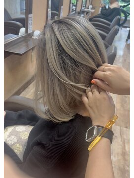 モアムー(Moremuu) 【りえ】シャドールーツ