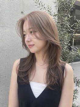 ヘッズ 市川(HEADS ex)の写真/顔まわりの似合わせデザインと、こだわりの前髪で、あなたの個性を輝かせます★（市川/レイヤーカット）