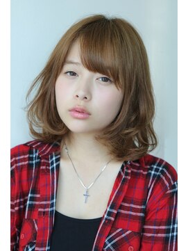 ヘアルーム ルシア(Lucia) カジュアルふんわりパーマ