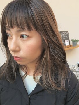 アルジス(aruJisu) aruJisu 柔らかく見えるインナーカラー